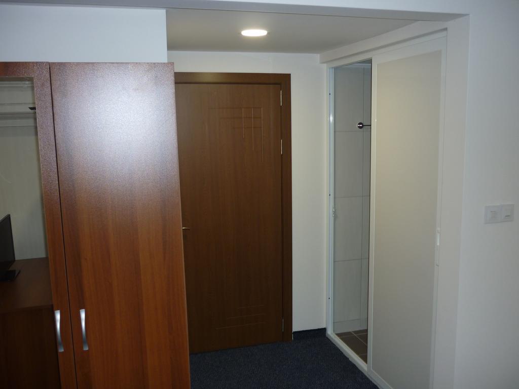 Yalta Guesthouse روس المظهر الخارجي الصورة